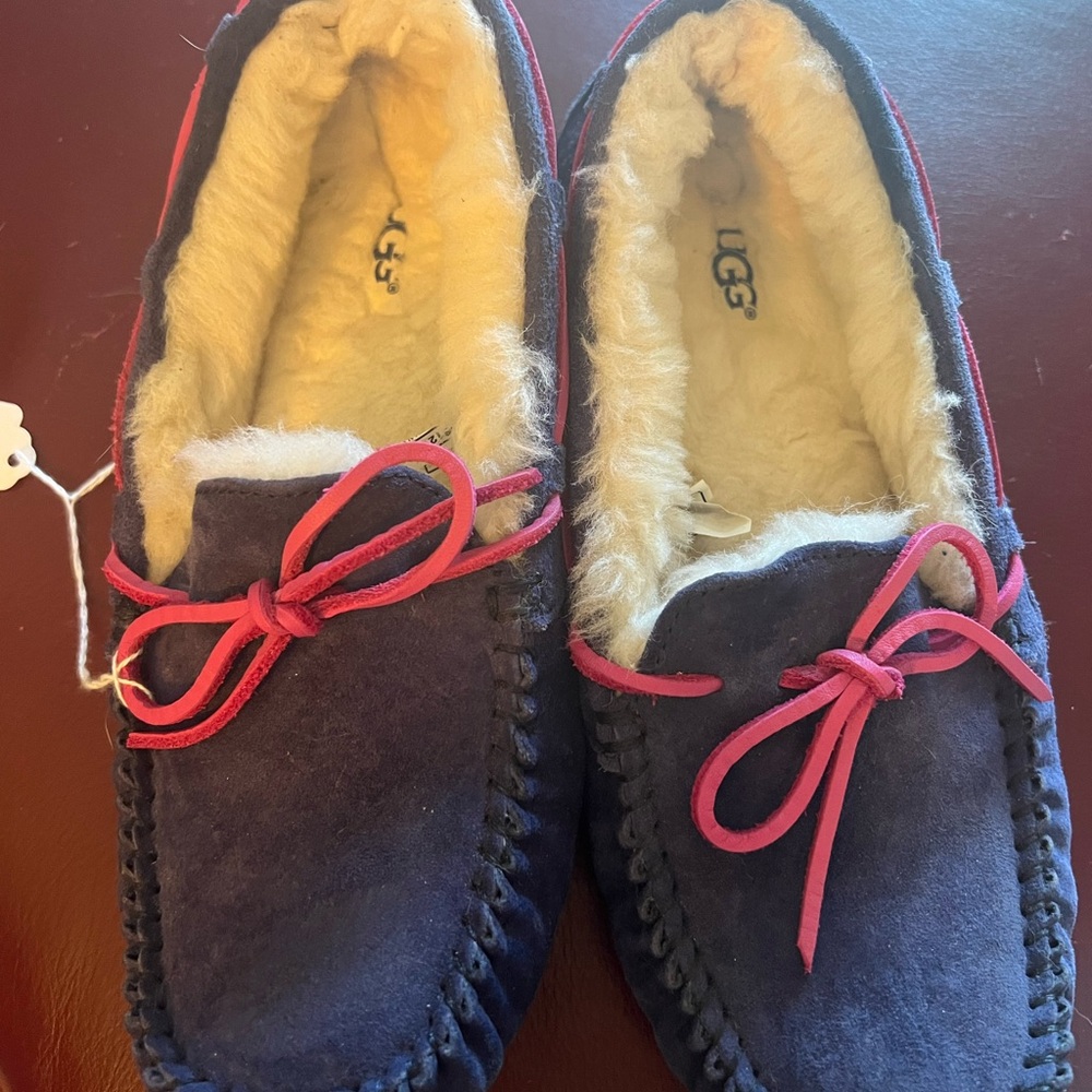 UGG purple & pink Loafers